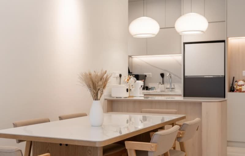 Kondominium untuk Dijual di The Rainz - Jason Chat - Dining Room - PropertyGuru.com.my