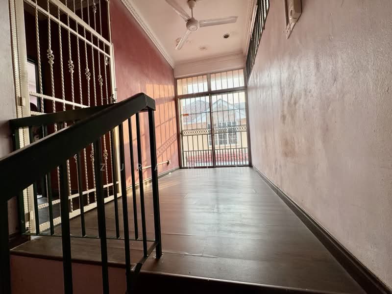 Rumah Berkembar untuk Dijual di Bandar Baru Salak Tinggi (Sepang) - Zuraini Soh - Interior - PropertyGuru.com.my