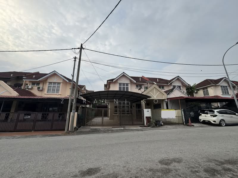 Rumah Berkembar untuk Dijual di Bandar Baru Salak Tinggi (Sepang) - Zuraini Soh - Exterior - PropertyGuru.com.my