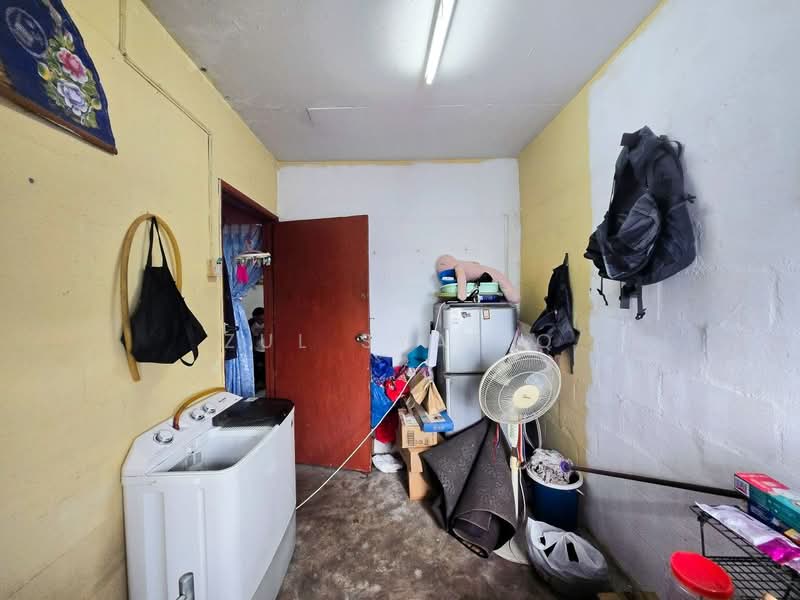 Rumah Flat untuk Dijual di Taman Cahaya Indah - Zul Syafiq - Interior - PropertyGuru.com.my