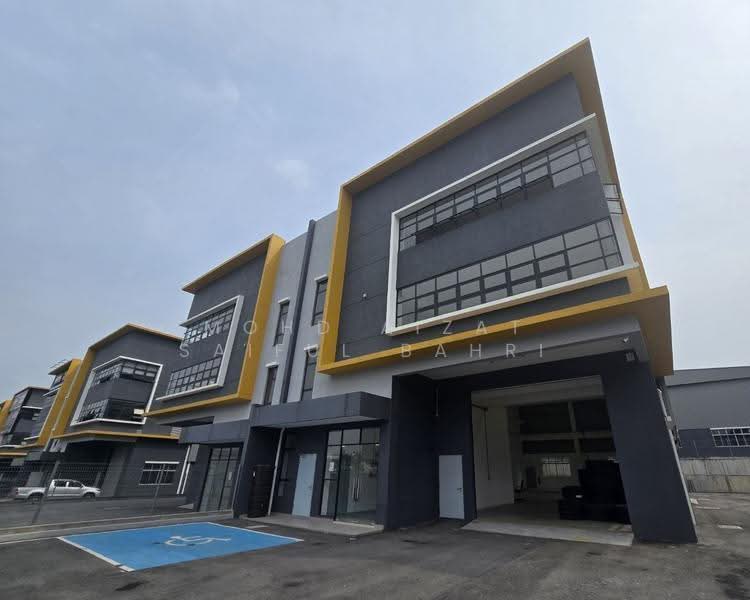 Factory for Rent in Nilai Impian (Nilai) - Mohd Aizat Saiful Bahri - Exterior - PropertyGuru.com.my
