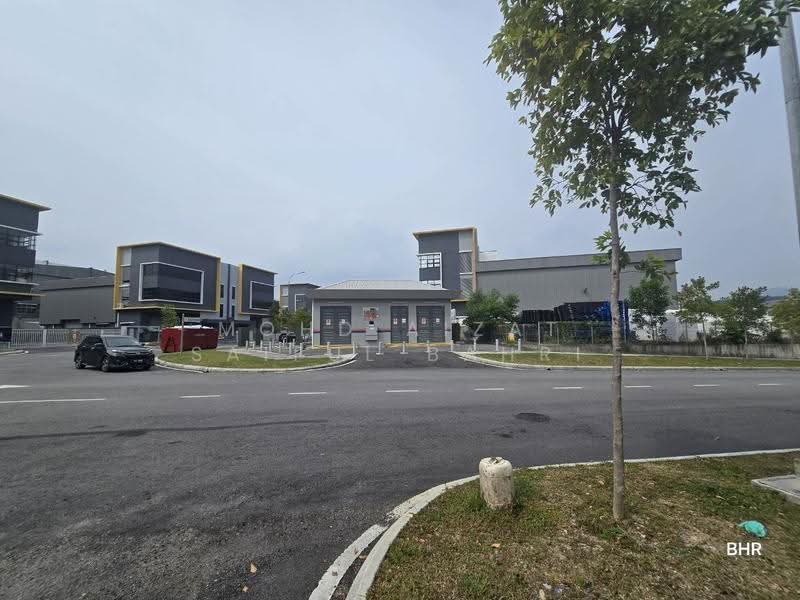 Factory for Rent in Nilai Impian (Nilai) - Mohd Aizat Saiful Bahri - Exterior - PropertyGuru.com.my