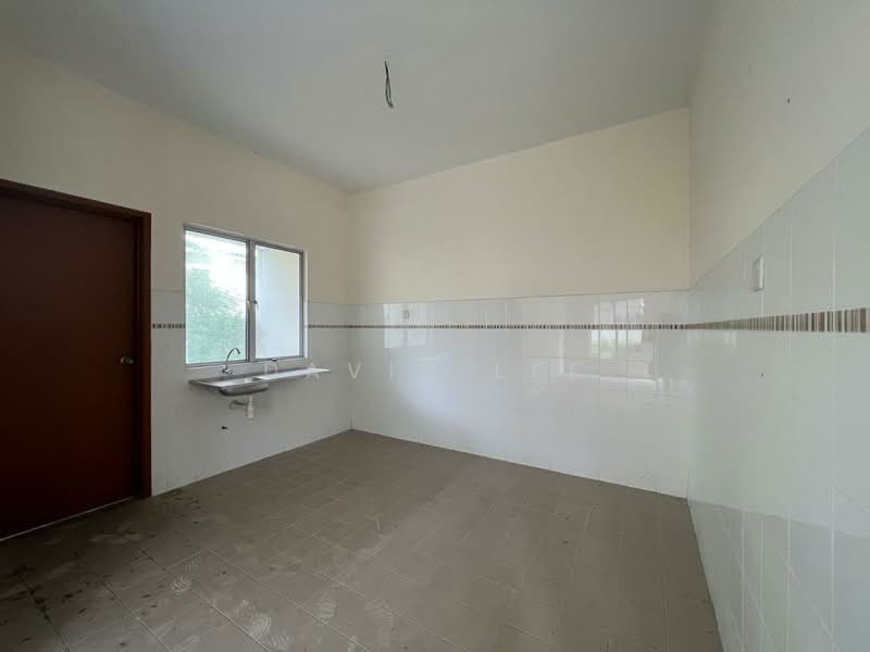 Rumah Teres 2-Tingkat untuk Dijual di Saujana Rawang (Rawang) - David Lee - Kitchen - PropertyGuru.com.my