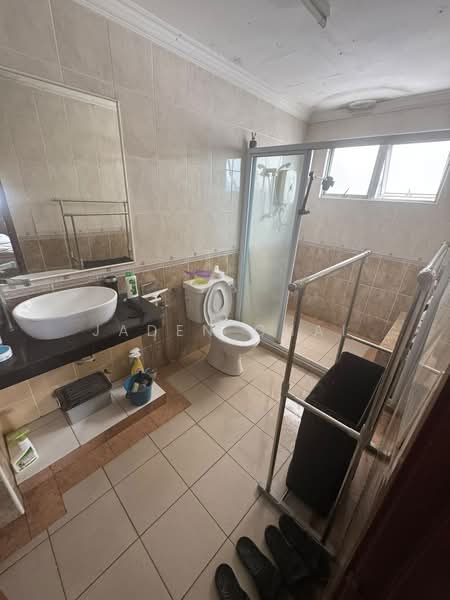 Kondominium untuk Dijual di Villa Wangsamas - Jaden Chai - Bathroom - PropertyGuru.com.my