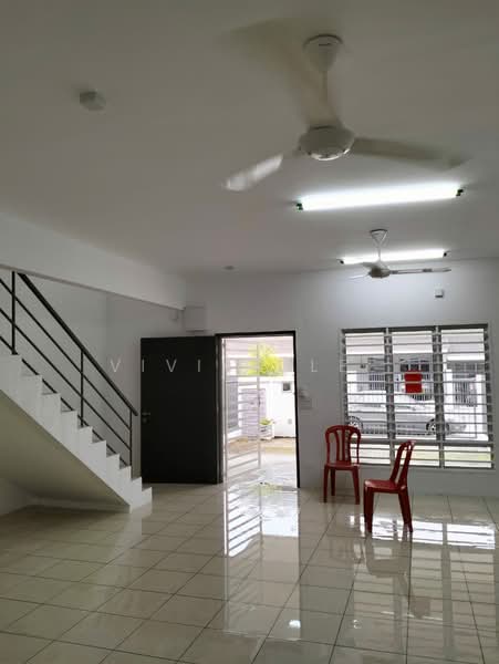 2-storey Terraced House for Sale in Bandar Springhill (Port Dickson) - Vivian Lee - Living Room - PropertyGuru.com.my