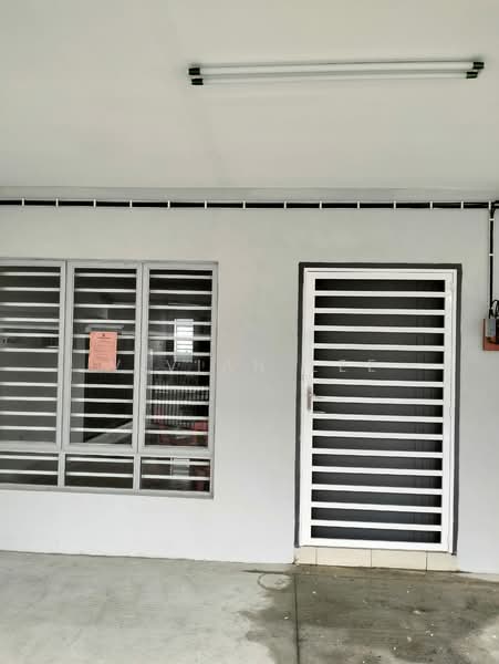 2-storey Terraced House for Sale in Bandar Springhill (Port Dickson) - Vivian Lee - Exterior - PropertyGuru.com.my