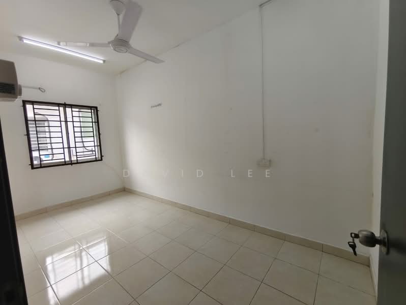 2-storey Terraced House for Sale in Taman Sari Alamanda (Serendah) - David Lee - Interior - PropertyGuru.com.my