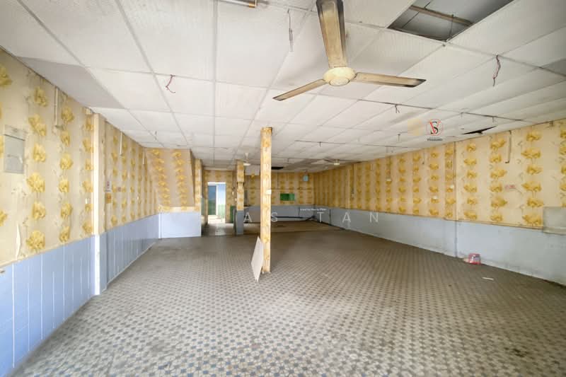 Shop for Sale in Pandamaran (Klang) - Vitas Tan - Interior - PropertyGuru.com.my