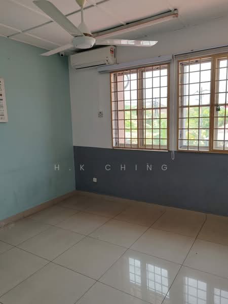 2-storey Terraced House for Sale in TAMAN PUCHONG UTAMA (Puchong) - H.K Ching - Interior - PropertyGuru.com.my