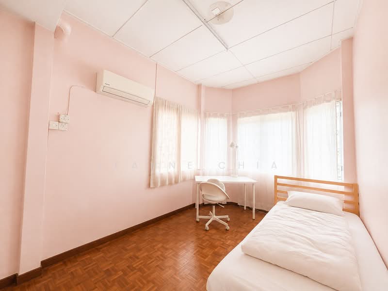 2-storey Terraced House for Sale in SS23 (Petaling Jaya) - Leanne Chia - Bedroom - PropertyGuru.com.my