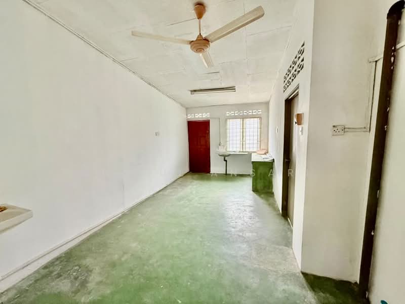 Rumah Teres 2-Tingkat untuk Dijual di Seremban Jaya (Negeri Sembilan) - Sharul Ansari - kitchen - PropertyGuru.com.my