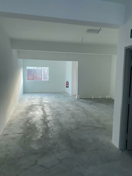 Shop / Office untuk Disewa di Kawasan Perindustrian Ayer Keroh (Ayer Keroh) - Lawrance Lim - PropertyGuru.com.my