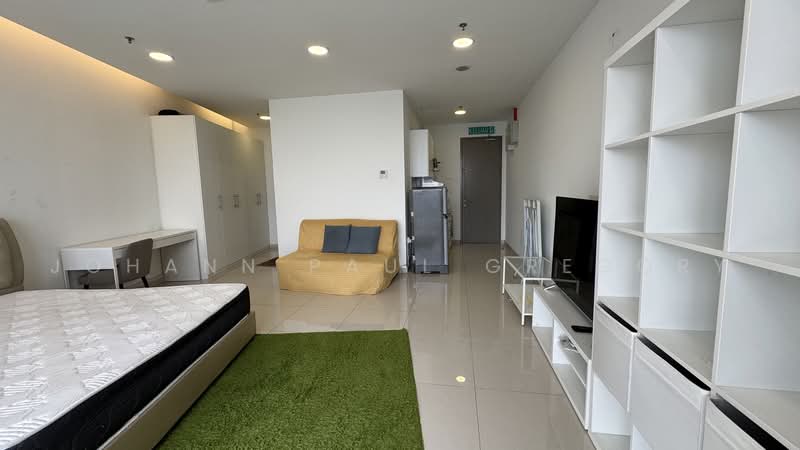 Soho untuk Disewa di Petaling Jaya (Selangor) - Johann Paul Gregory - Living Room - PropertyGuru.com.my