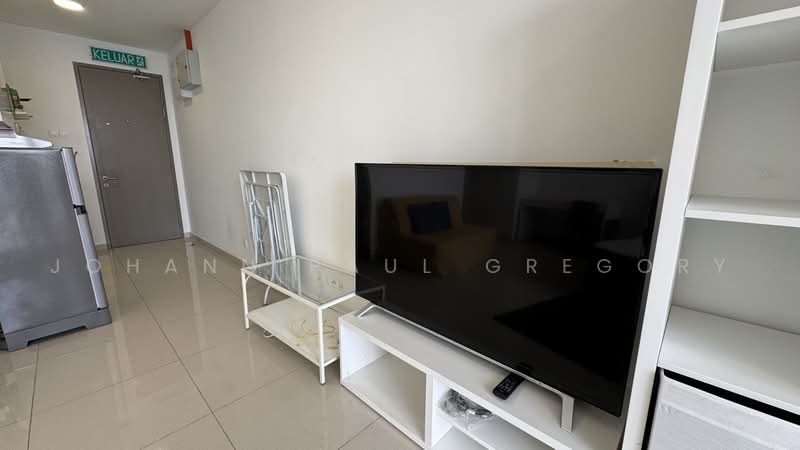 Soho untuk Disewa di Petaling Jaya (Selangor) - Johann Paul Gregory - Living Room - PropertyGuru.com.my