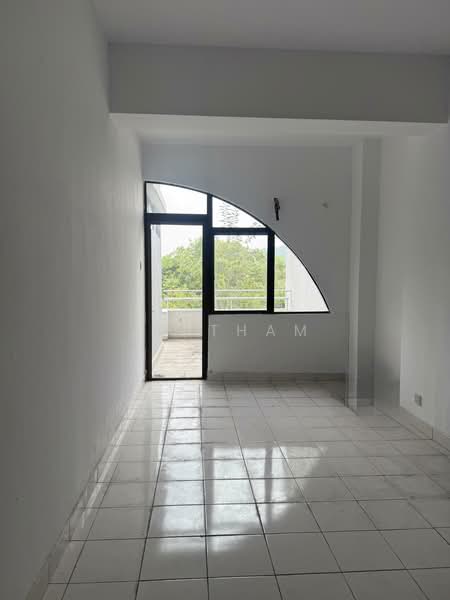 Condominium for Sale at Menara Hartamas - Jo Tham - Room - PropertyGuru.com.my