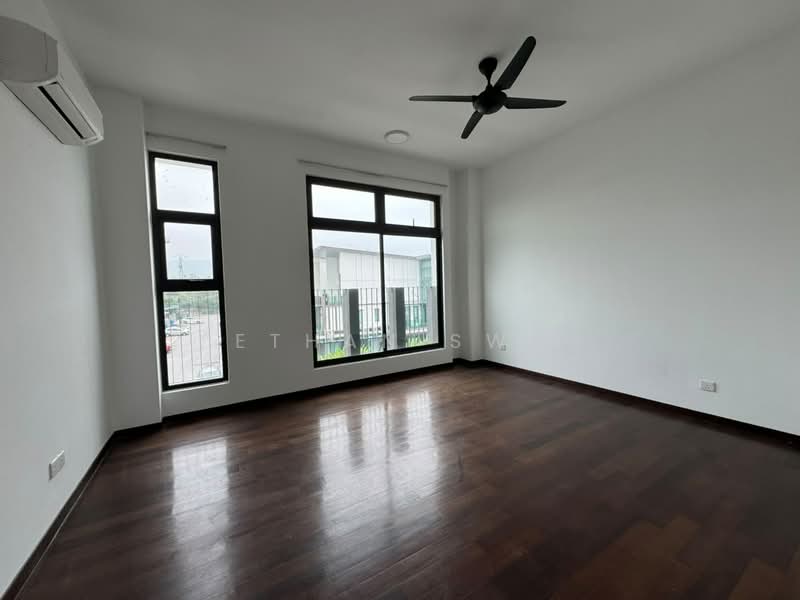 Semi-Detached House for Sale in Bukit Rahman Putra (Sungai Buloh) - Ethan Swe - Interior - PropertyGuru.com.my