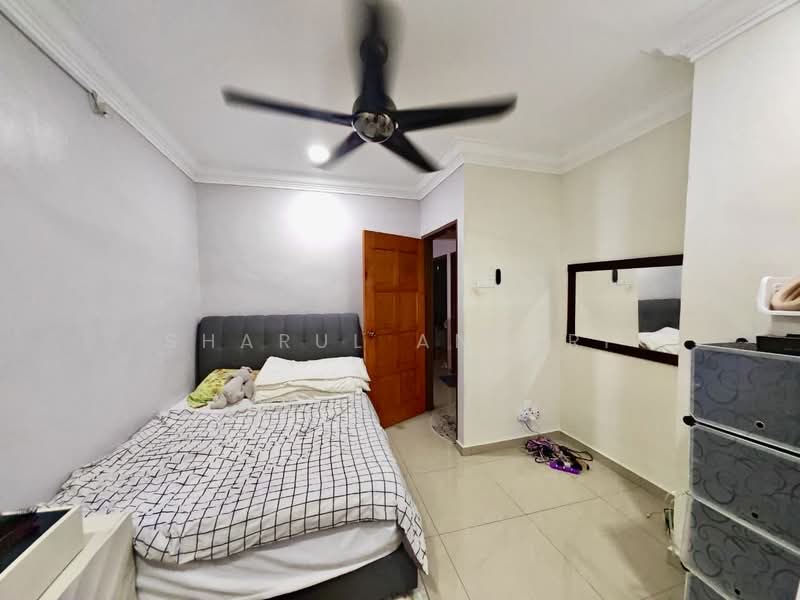 Rumah Teres 2-Tingkat untuk Dijual di Taman Desa Melor (Senawang) - Sharul Ansari - Bedroom - PropertyGuru.com.my