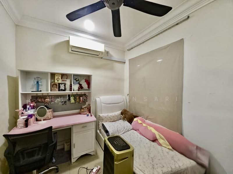 Rumah Teres 2-Tingkat untuk Dijual di Taman Desa Melor (Senawang) - Sharul Ansari - Bedroom - PropertyGuru.com.my