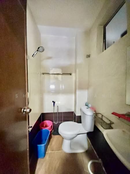 Rumah Teres 2-Tingkat untuk Dijual di Taman Desa Melor (Senawang) - Sharul Ansari - Bathroom - PropertyGuru.com.my