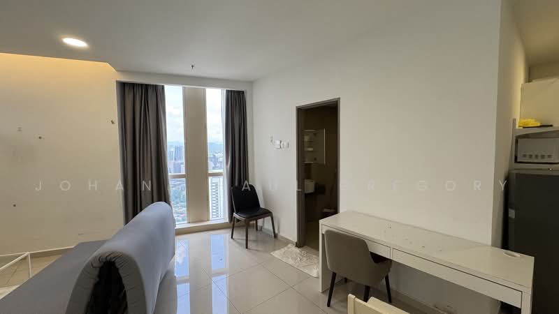 Soho untuk Disewa di Petaling Jaya (Selangor) - Johann Paul Gregory - Living Room - PropertyGuru.com.my
