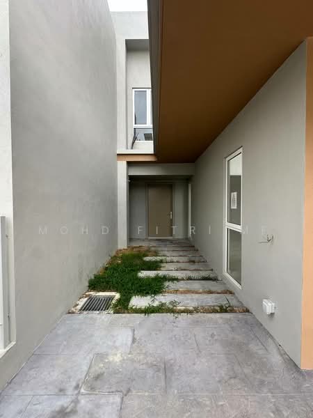 2-storey Terraced House for Sale in Bandar Gamuda Cove (Dengkil) - Mohd Fitri MF - Exterior - PropertyGuru.com.my