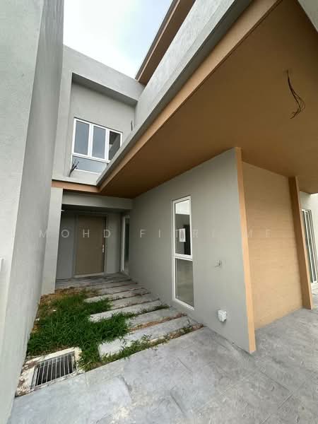 2-storey Terraced House for Sale in Bandar Gamuda Cove (Dengkil) - Mohd Fitri MF - Exterior - PropertyGuru.com.my