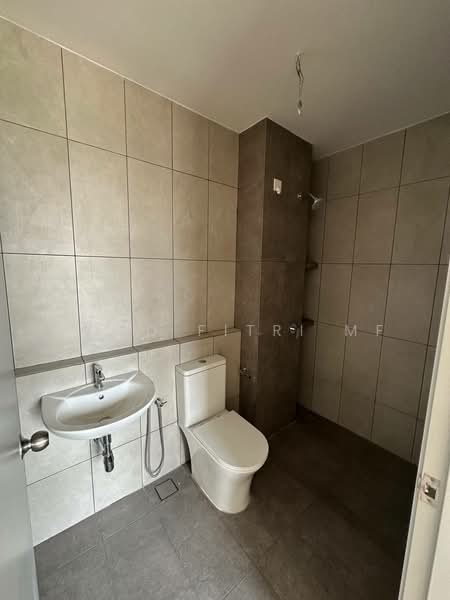2-storey Terraced House for Sale in Bandar Gamuda Cove (Dengkil) - Mohd Fitri MF - Bathroom - PropertyGuru.com.my