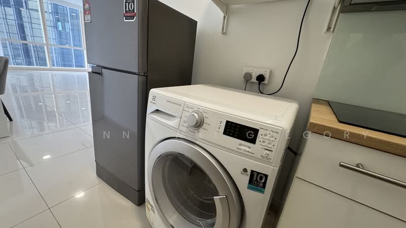 Soho untuk Disewa di Petaling Jaya (Selangor) - Johann Paul Gregory - Kitchen - PropertyGuru.com.my