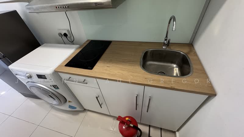 Soho untuk Disewa di Petaling Jaya (Selangor) - Johann Paul Gregory - Kitchen - PropertyGuru.com.my