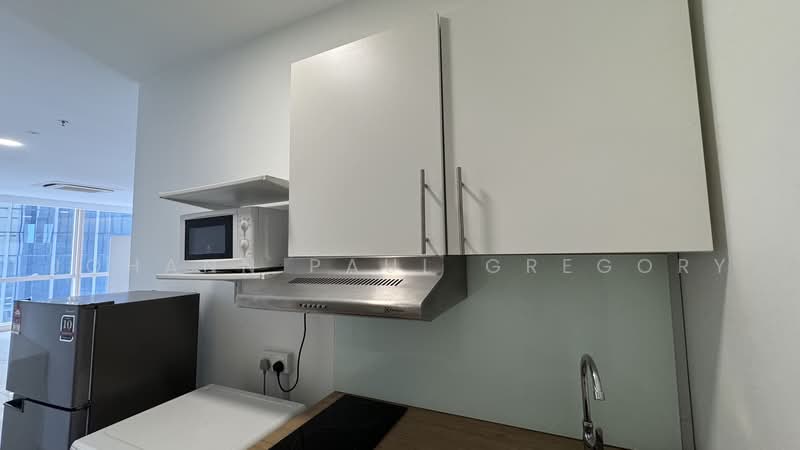 Soho untuk Disewa di Petaling Jaya (Selangor) - Johann Paul Gregory - Kitchen - PropertyGuru.com.my