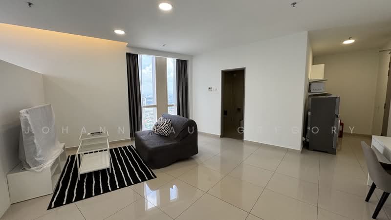 Soho untuk Disewa di Petaling Jaya (Selangor) - Johann Paul Gregory - Living Room - PropertyGuru.com.my