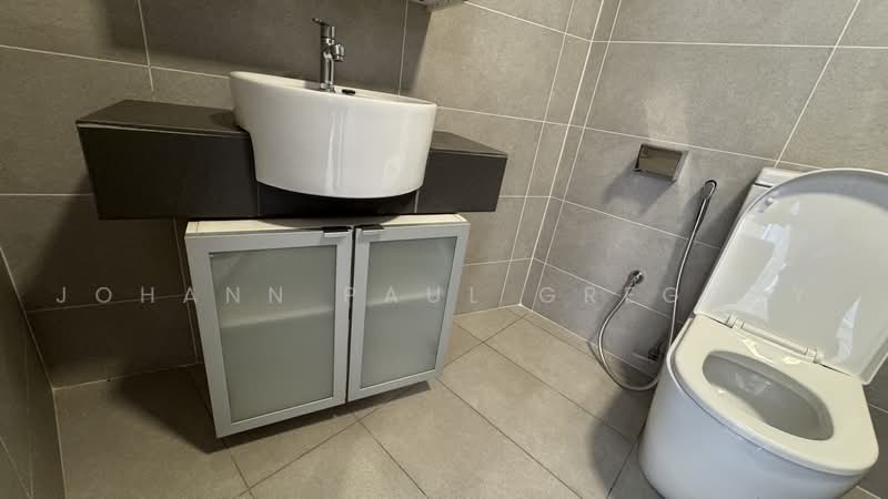 Soho untuk Disewa di Petaling Jaya (Selangor) - Johann Paul Gregory - Bathroom - PropertyGuru.com.my