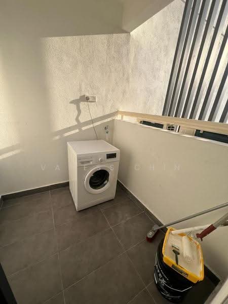 Service Residence for Rent at Avara - Vaness Chin - Balcony - PropertyGuru.com.my