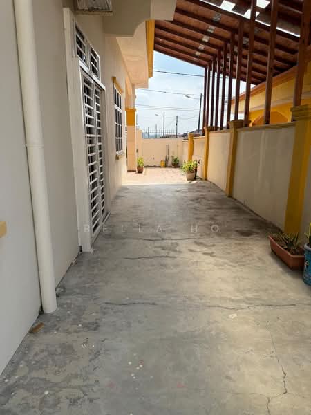Semi-Detached House for Sale in Taman Gemilang (Kulai) - Bella Ho - PropertyGuru.com.my
