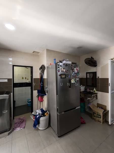 2-storey Terraced House for Sale in Gelang Patah (Johor) - YC Fung - Kitchen - PropertyGuru.com.my