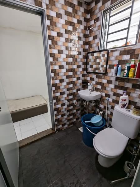 2-storey Terraced House for Sale in Gelang Patah (Johor) - YC Fung - Bathroom - PropertyGuru.com.my