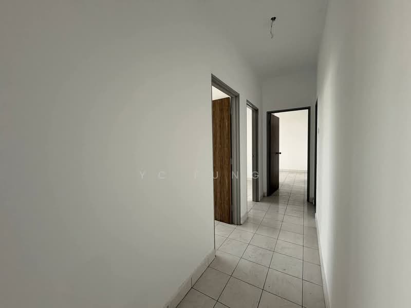 Flat for Rent at PR1MA @ LARKIN INDAH - YC Fung - Corridor - PropertyGuru.com.my