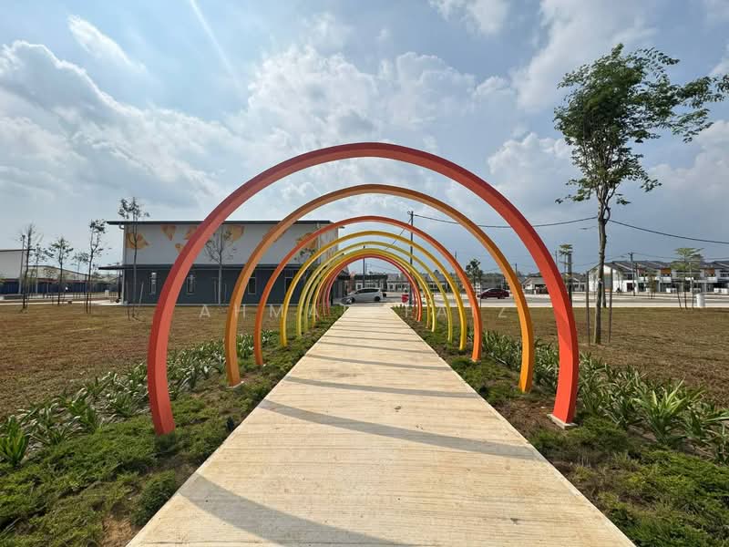 Rumah Teres 1-Tingkat untuk Disewa di Dengkil (Selangor) - Ahmad Faiz - Exterior - PropertyGuru.com.my