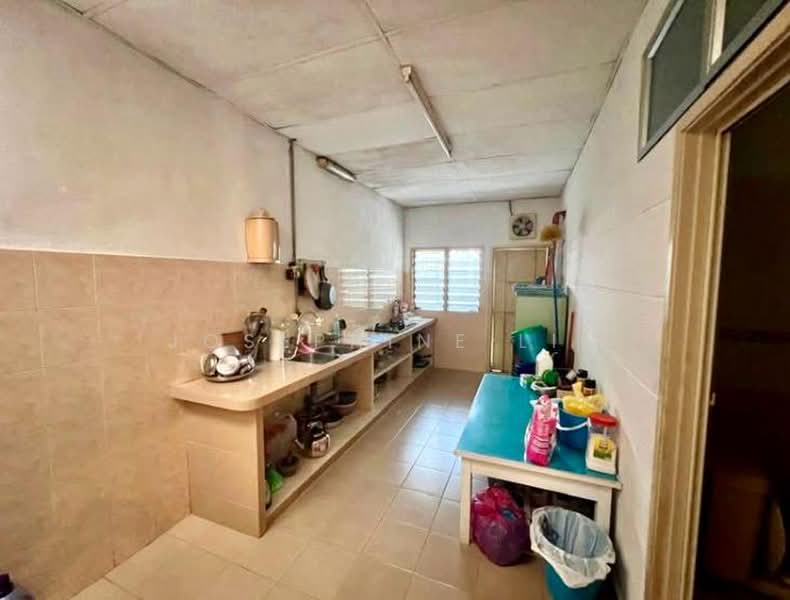 Semi-Detached House for Sale in Taman Impian (Bukit Mertajam) - Josephine Lim - Kitchen - PropertyGuru.com.my