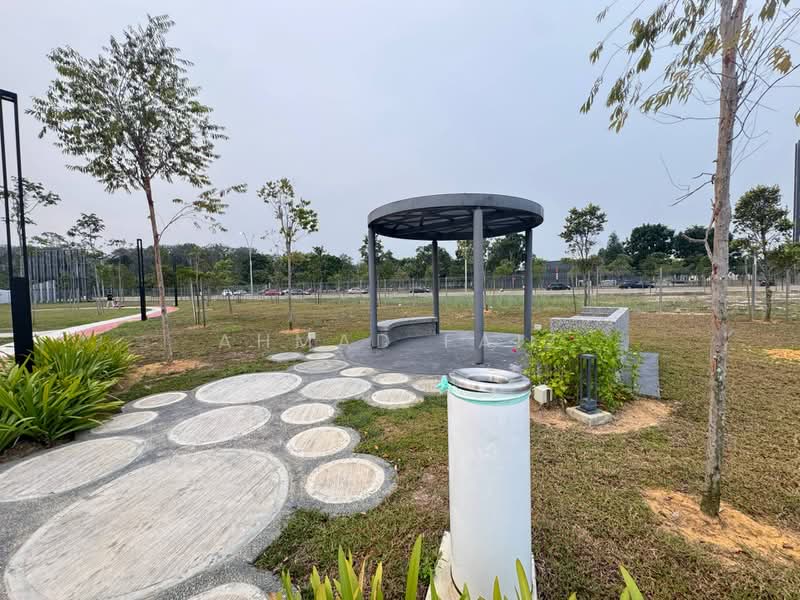 Rumah Teres 1-Tingkat untuk Disewa di Dengkil (Selangor) - Ahmad Faiz - Exterior - PropertyGuru.com.my