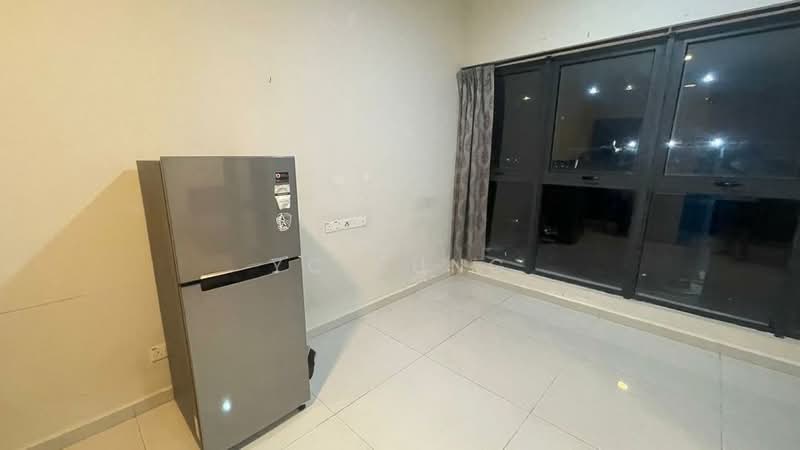 Condominium for Rent at Amberside @ Country Garden Danga Bay - YC Fung - Interior - PropertyGuru.com.my
