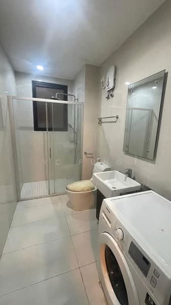Condominium for Rent at Amberside @ Country Garden Danga Bay - YC Fung - Bathroom - PropertyGuru.com.my