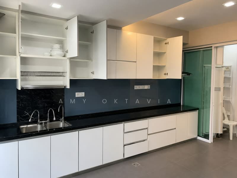 2-storey Terraced House for Sale in Putra Heights (Subang Jaya) - Amy Oktavia - Kitchen - PropertyGuru.com.my