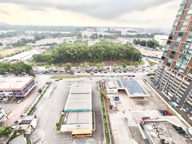 Service Residence for Sale at Palazio - Zack Chow - Exterior - PropertyGuru.com.my