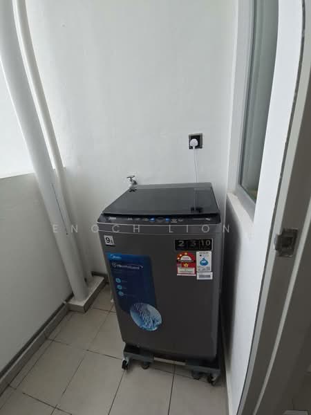 Kediaman Servis untuk Disewa di One 49 Residence - Enoch Liong - Balcony - PropertyGuru.com.my