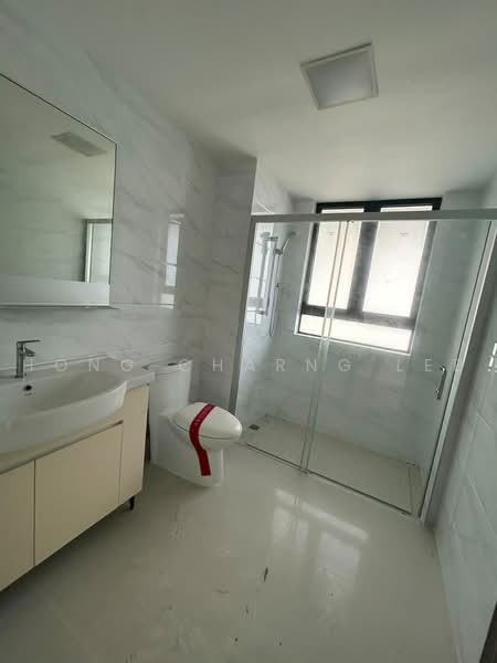 Condominium for Rent at Ataraxia Park @ Forest City - Hong Charng Lee - Bathroom - PropertyGuru.com.my