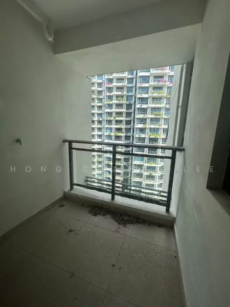Condominium for Rent at Ataraxia Park @ Forest City - Hong Charng Lee - Balcony - PropertyGuru.com.my