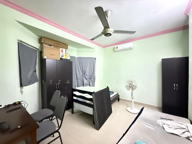 1.5-storey Terraced House for Sale in Seksyen 7 (Kota Damansara) - Izzaza Izzati - Bedroom - PropertyGuru.com.my