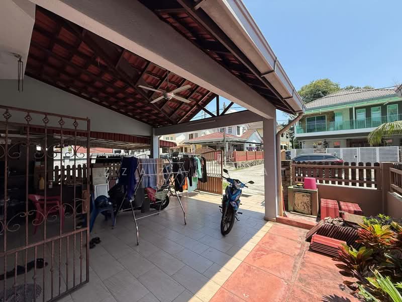 1.5-storey Terraced House for Sale in Seksyen 7 (Kota Damansara) - Izzaza Izzati - Exterior - PropertyGuru.com.my