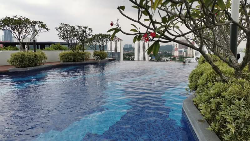 Kediaman Servis untuk Disewa di PJ Midtown - Karen Ang - Pool - PropertyGuru.com.my